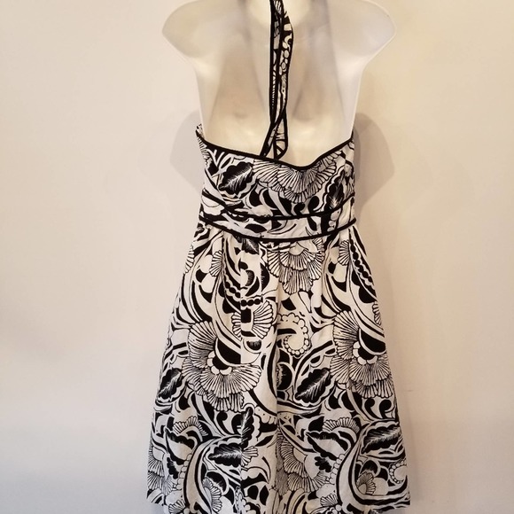 A New Approach Black & White Halter Dress 10 - Picture 6 of 10